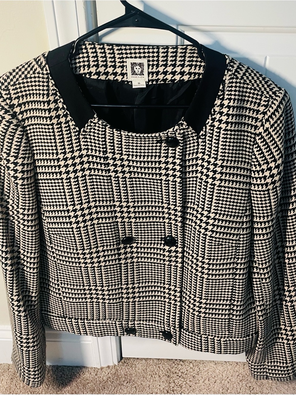 Anne Klein Black & White Cropped Houndstooth Double Breasted Jacket